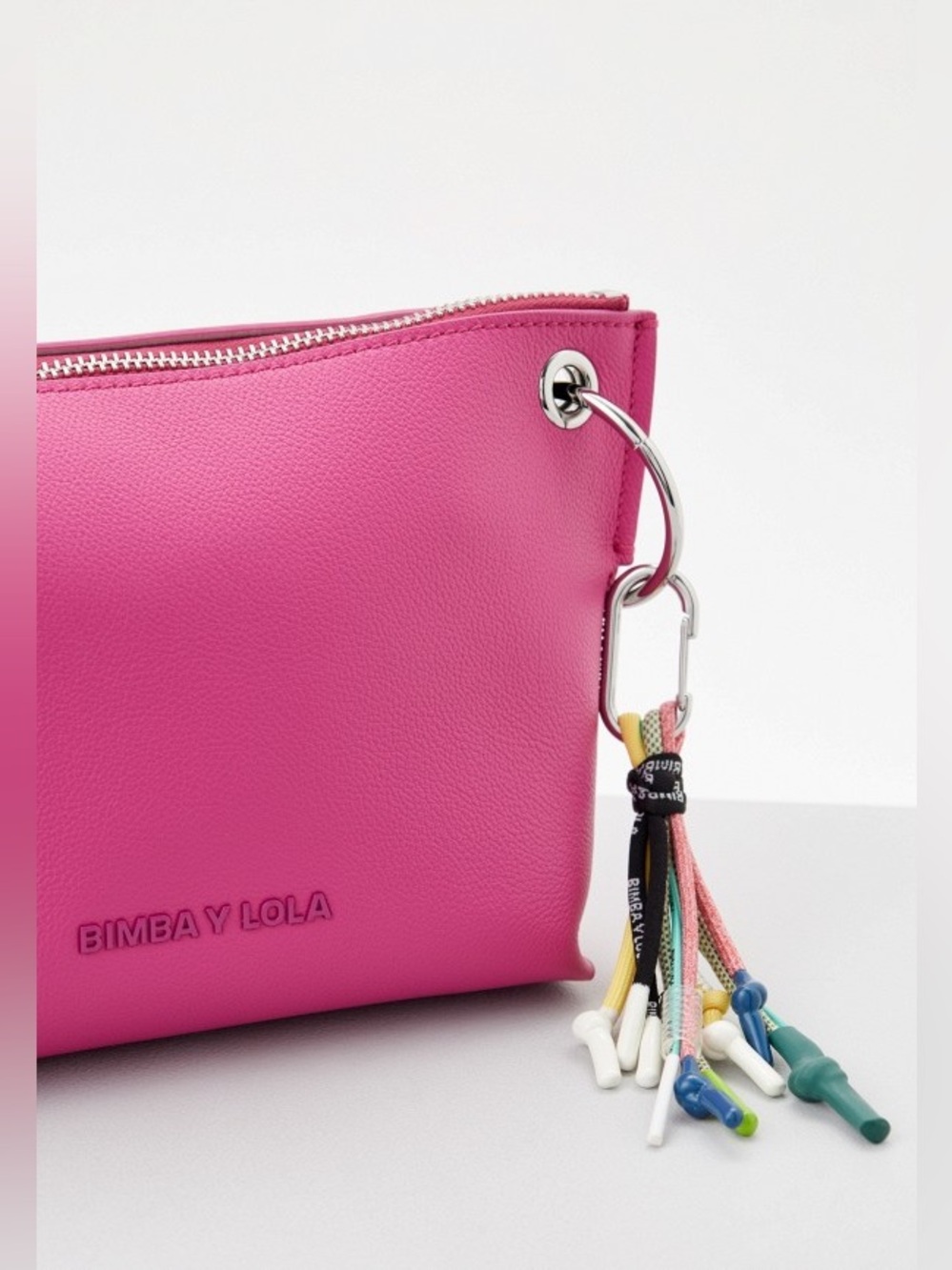 BIMBA Y LOLA crossbody leather bag with accessory chain - Picture 4 of 8